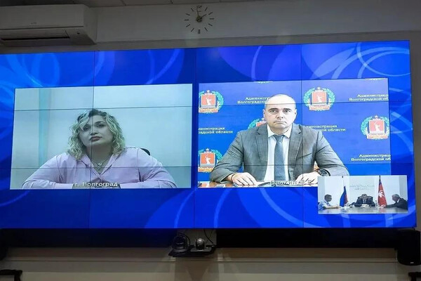 Губернатор Андрей Бочаров провел личный прием граждан